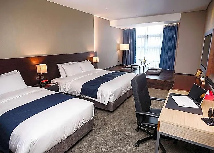 Hotel Asti Station 4*